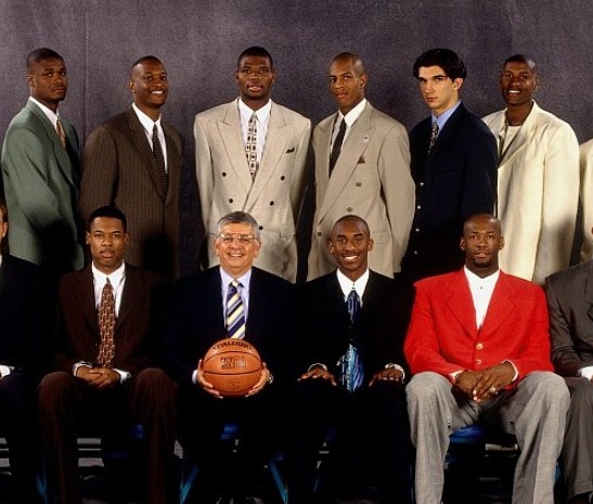 科比选秀前警告篮网：选我就去意大利