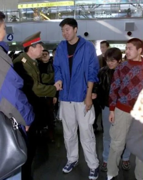 20年前:王治郅回归、王仕鹏绝杀,2006年世锦赛中国男篮小组出线全记录 20年前:王治郅回归、王仕鹏绝杀,2006年世锦赛中国男篮小组出线全记录