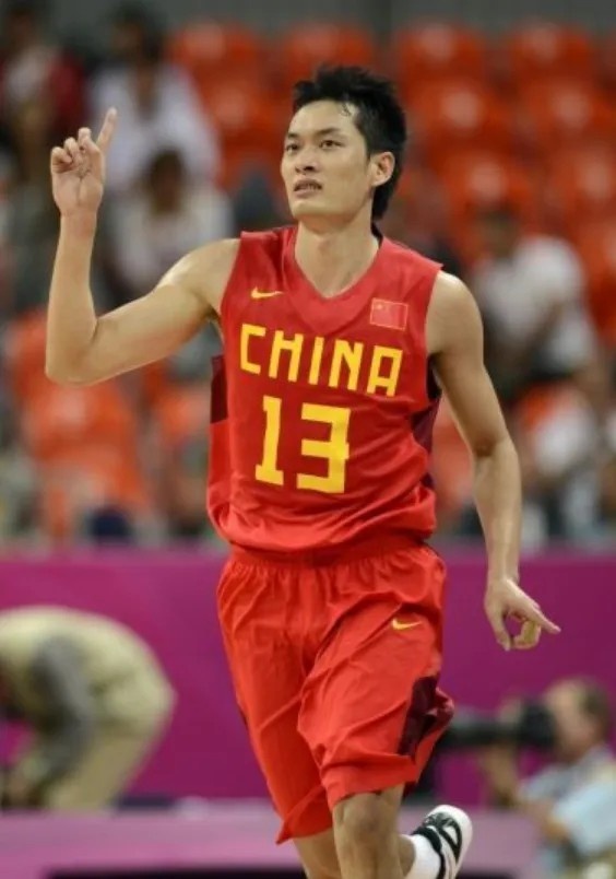 20年前:王治郅回归、王仕鹏绝杀,2006年世锦赛中国男篮小组出线全记录 20年前:王治郅回归、王仕鹏绝杀,2006年世锦赛中国男篮小组出线全记录