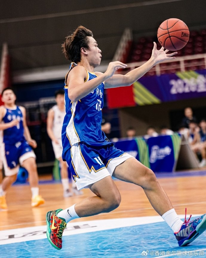 香港金牛U19首战全国联赛创历史 前三场对手包揽冠亚季军 香港金牛U19首战全国联赛创历史 前三场对手包揽冠亚季军