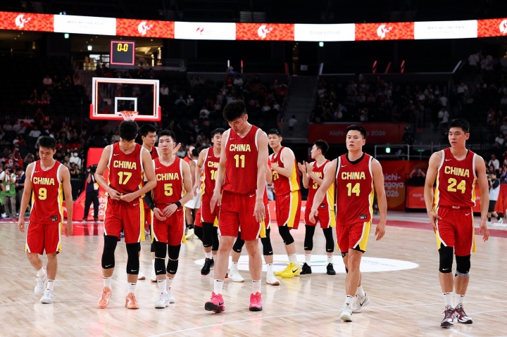媒体人:真正持续做正确小事的人太少 因承认我们需改变的人太少